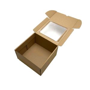 Kartonska kutija s prozorom 22x20,5x12 cm (N89N) 