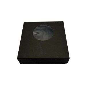 Kartonska kutija s prozorom crna 23x23x6 cm (N64C) – za kolače, sushi i poklon pakete