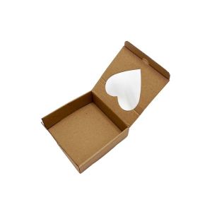 Kartonska kutija s prozorom natur srce 11x11x3 cm (B13)  2