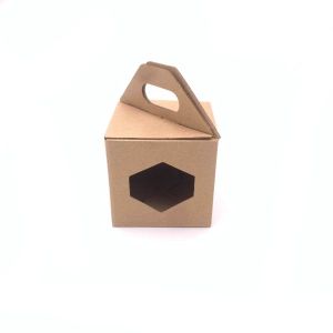 Kartonska kutija s ručkom i prozorom 9x9x9 cm (B3) – poklon kutija za suvenire, med i gift pakete