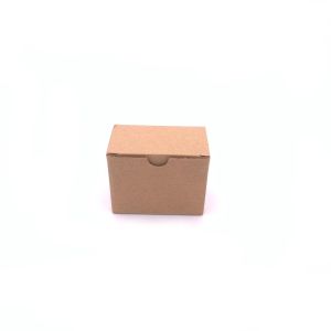 Kartonska kutija 7.5x4.5x5.5cm - B8