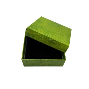 Kutijica za nakit 8.5x8.5x3 cm – zelena poklon kutija za prstenje i ogrlice