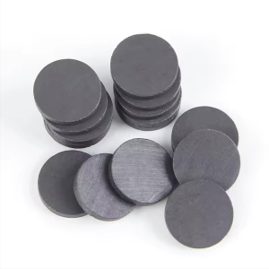 Crni feritni magnet 25x3 mm - magnet za izradu suvenira