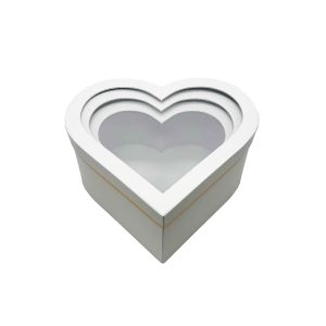 Poklon kutija srce s prozorom 3/1 (28.5x26.3x13 cm) – bijele 