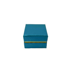 Poklon kutija za nakit 5×4 cm – Tirkizna sa zlatnom crtom