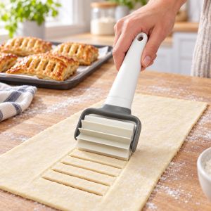Valjak za zarezivanje lisnatog tijesta – Bear claw cutter 21 × 7,5 cm